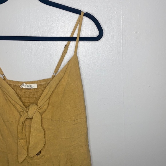 Pants - 🪿Adorable Mustard Yellow romper!